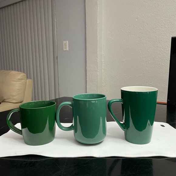 Starbucks mugs bundle -green - Picture 3 of 6